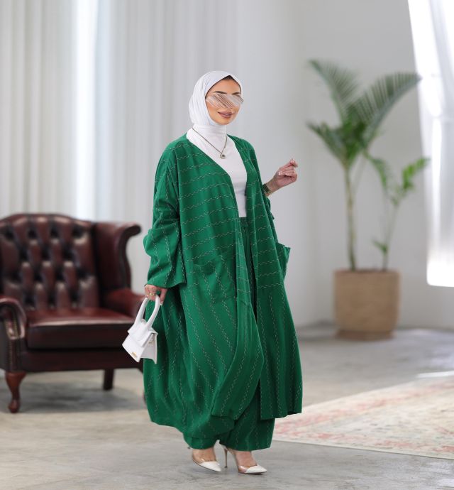 بدله نسائية